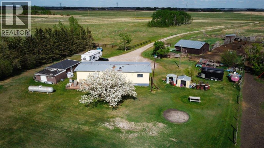 240141 Range Road 274 Property Photo 2