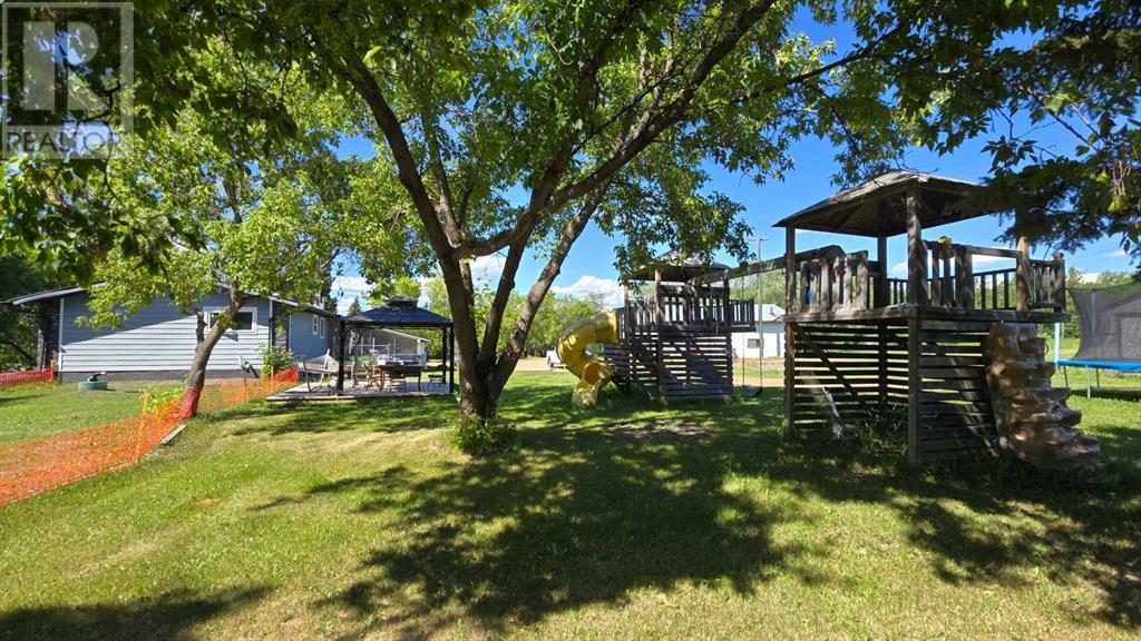 858 Hwy Property Photo 4