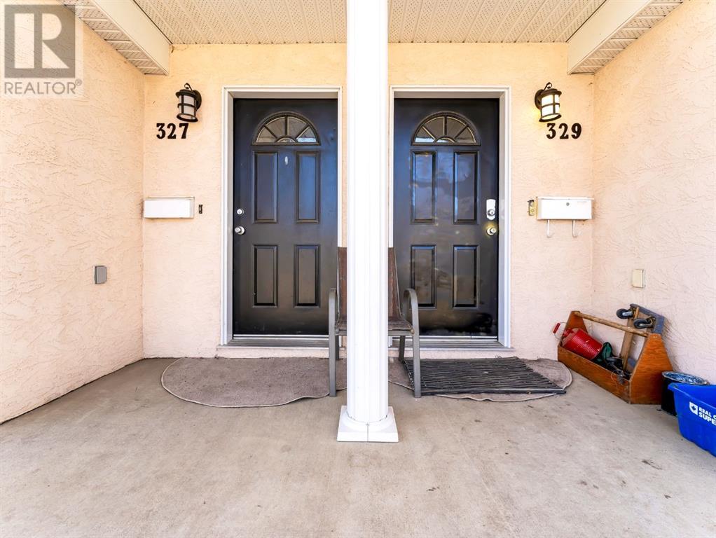 327/329 3 Street Nw Property Photo 4