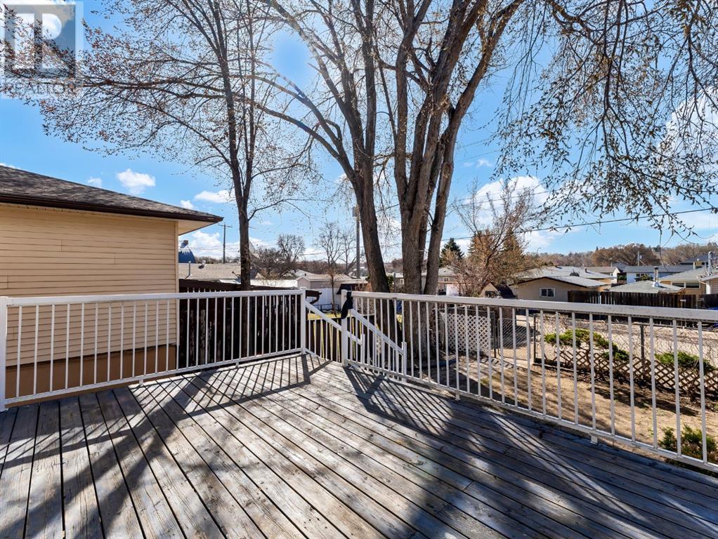 327/329 3 Street Nw Property Photo 36