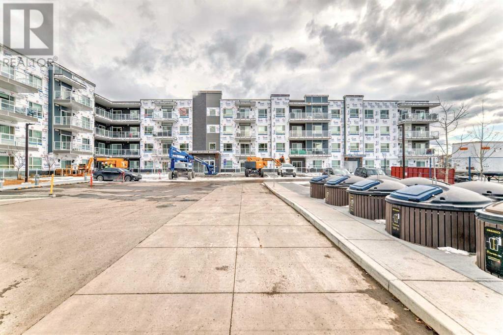 311, 40 Carrington Plaza Nw Property Photo