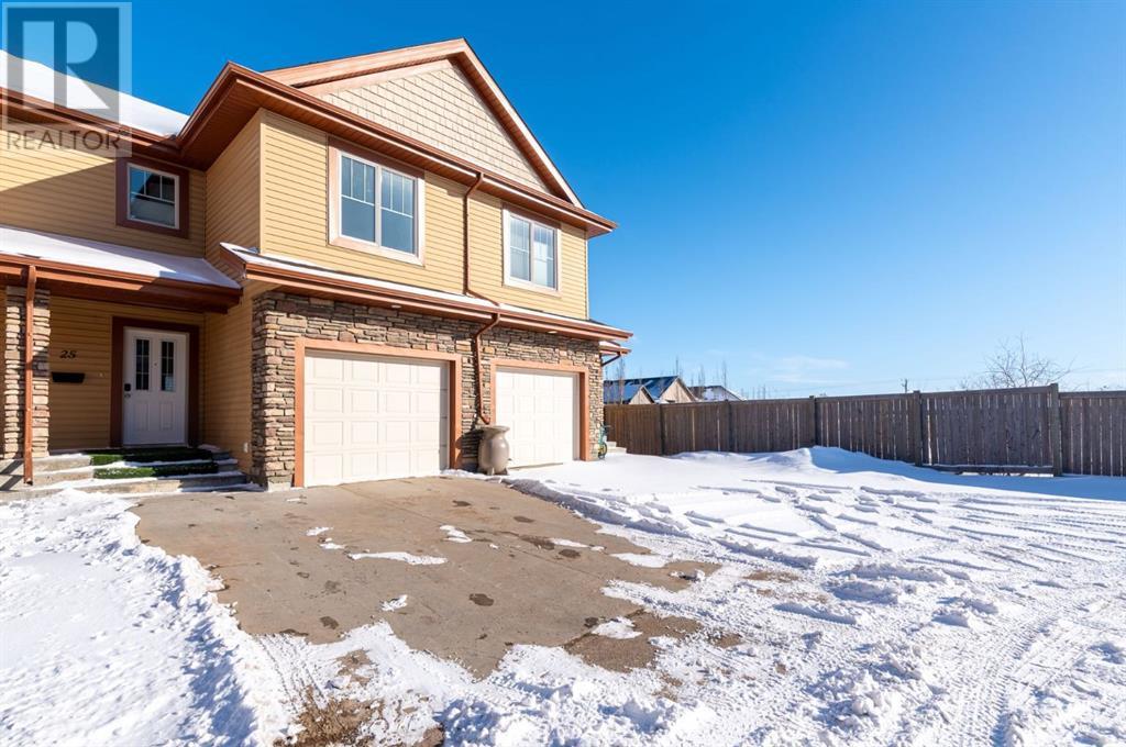 25, 1407 53 Avenue Property Photo
