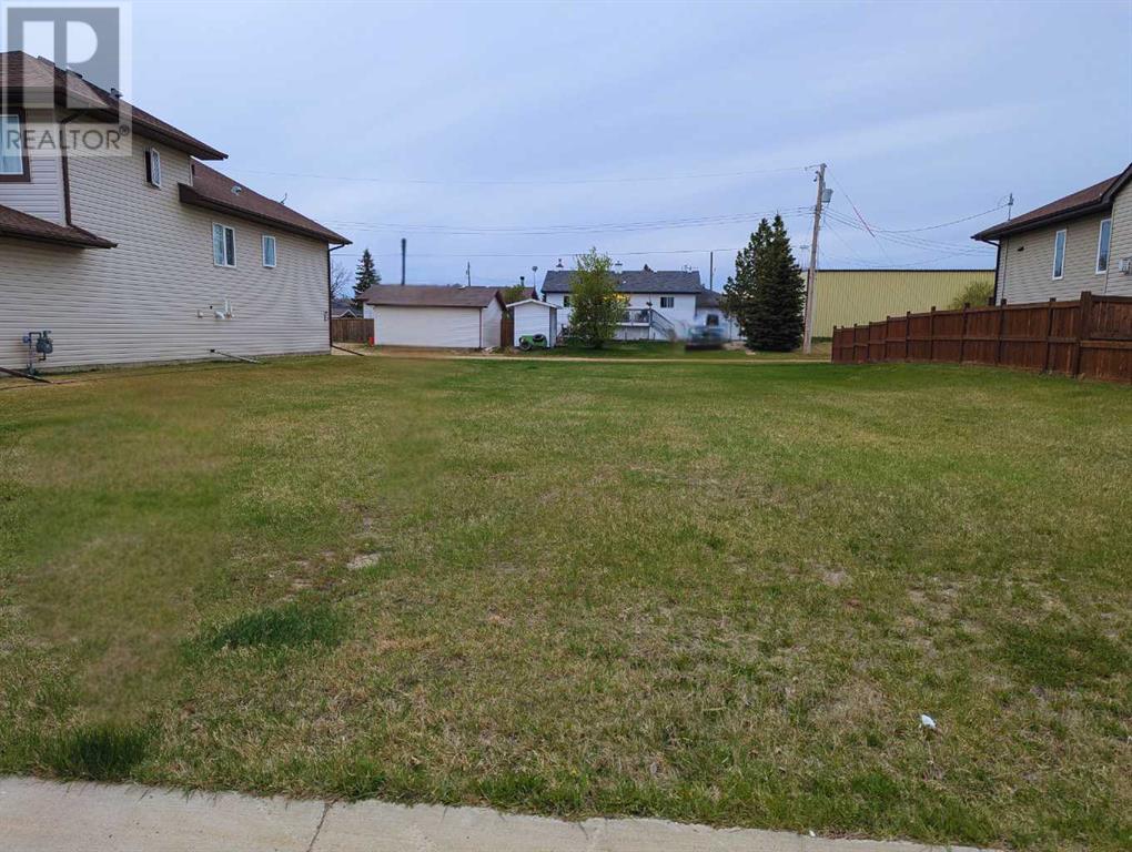 6 4th Avenue Property Photo 1