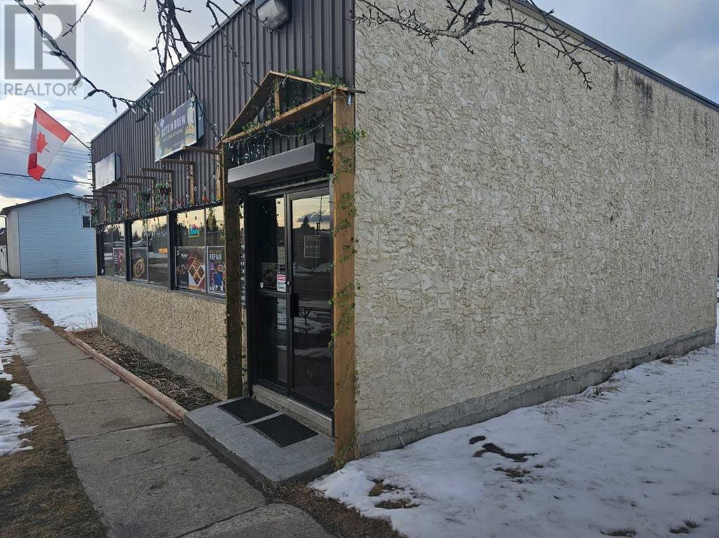 Kiosk, 4912 49 Avenue Property Photo 4