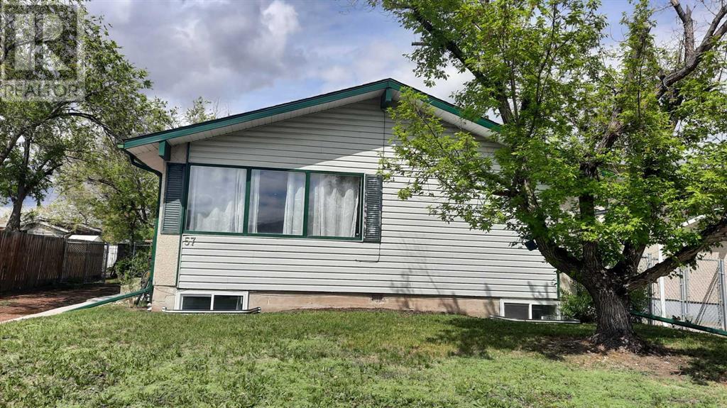 57 Cedar Crescent Property Photo 2
