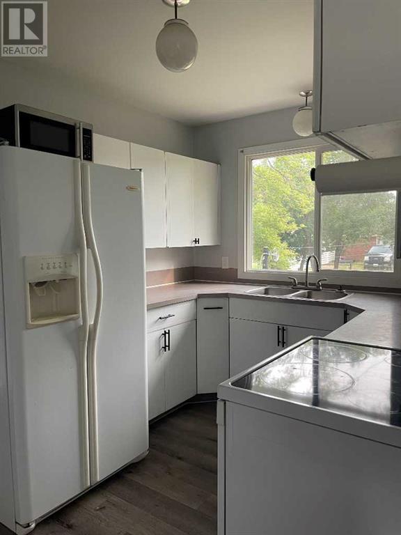 4614 Imperial Avenue Property Photo 3
