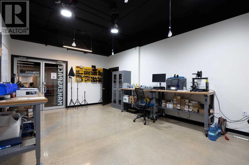 1, 8026 Franklin Avenue Property Photo 16