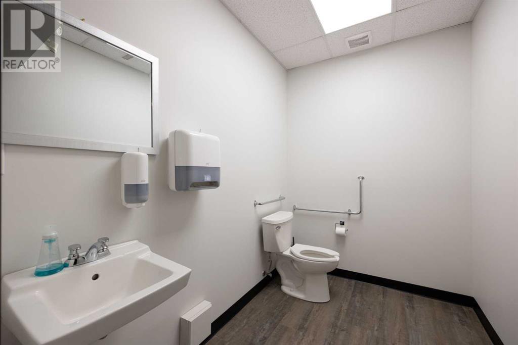 1, 8026 Franklin Avenue Property Photo 37