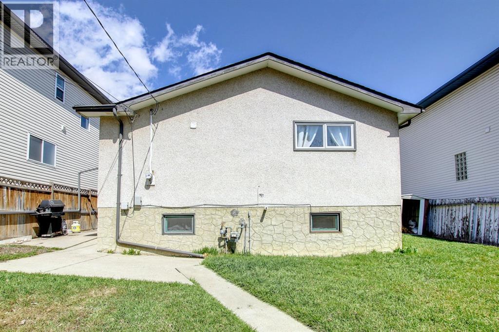117 31 Avenue Nw Property Photo 22