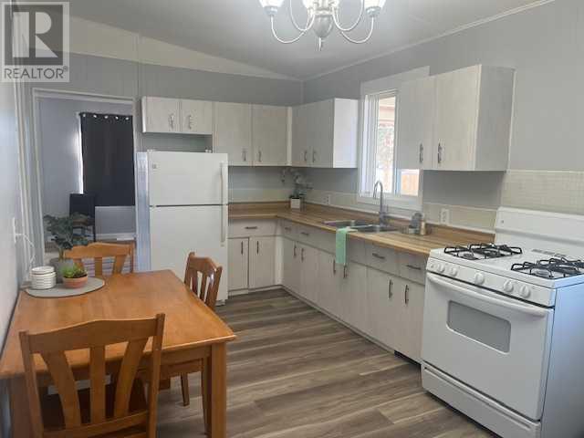 113, 5308 57 Street Property Photo 3