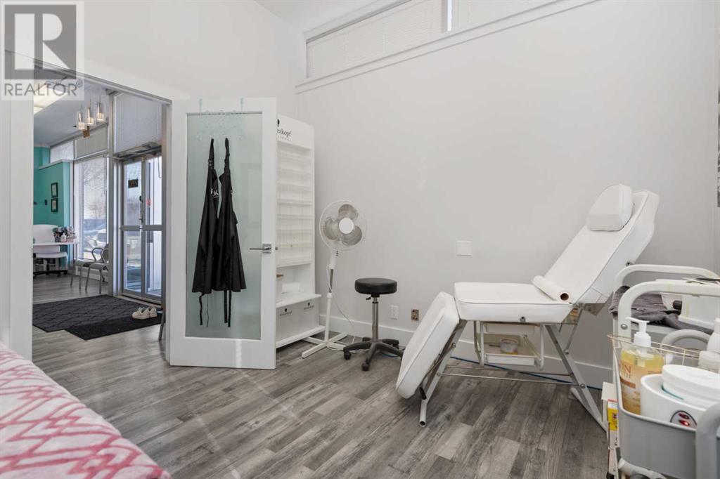 5002 50 Street Property Photo 13
