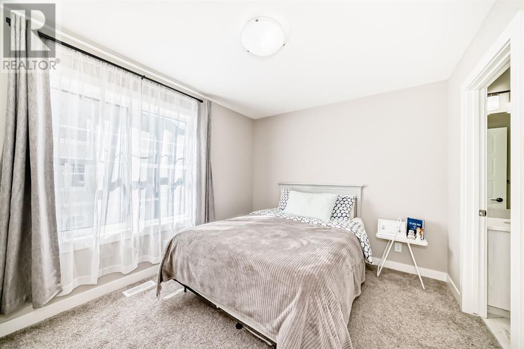 410 Cranbrook Walk Se Property Photo 21
