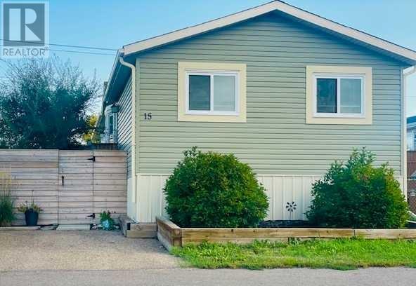 15 Maple Drive Property Photo