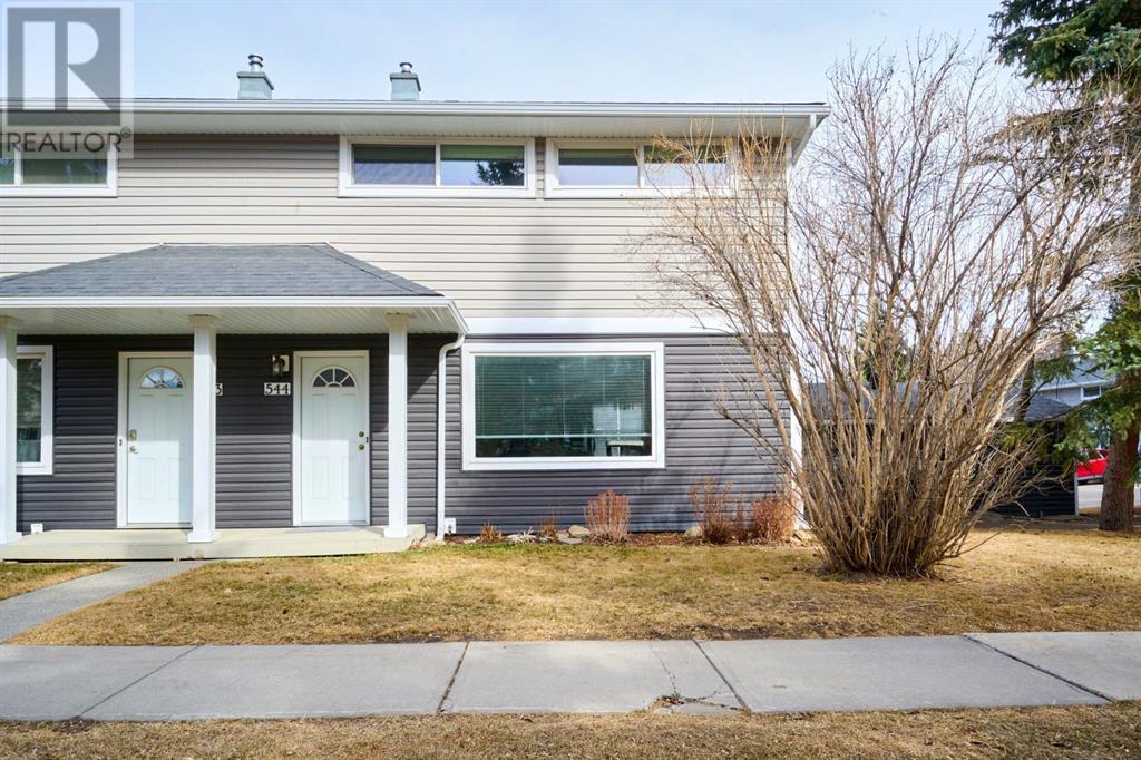 544 Regal Park Ne Property Photo