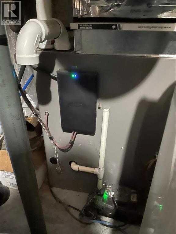 4942 43 Street Property Photo 29