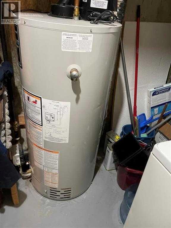 4942 43 Street Property Photo 30