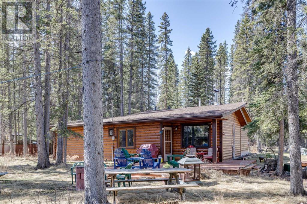 12 White Crescent Property Photo