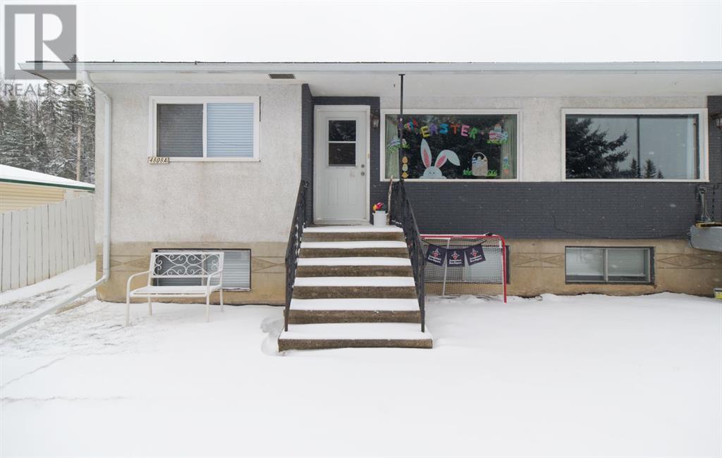 4808 55 Street Property Photo 2