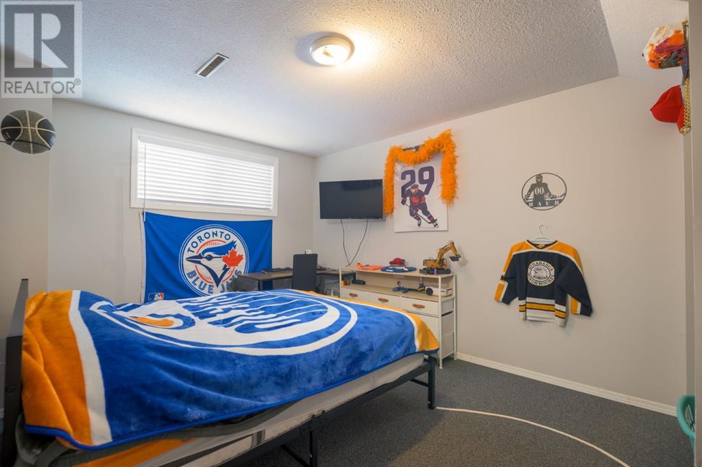 4808 55 Street Property Photo 10