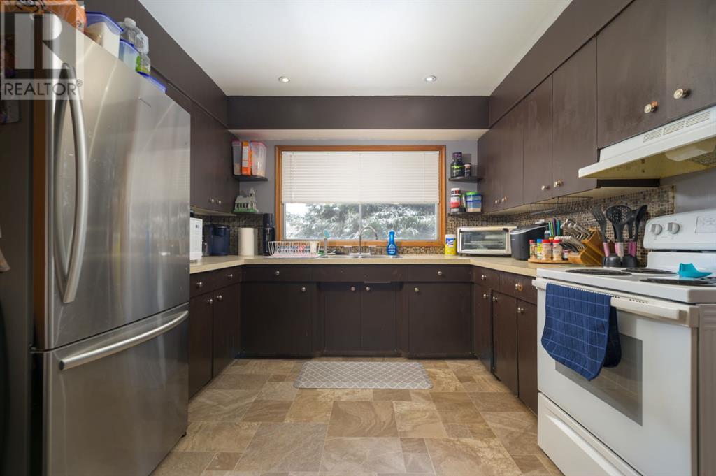 4808 55 Street Property Photo 15