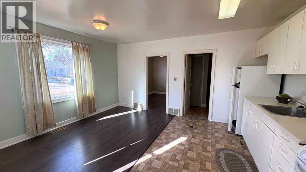 1206 6 Avenue Property Photo 7