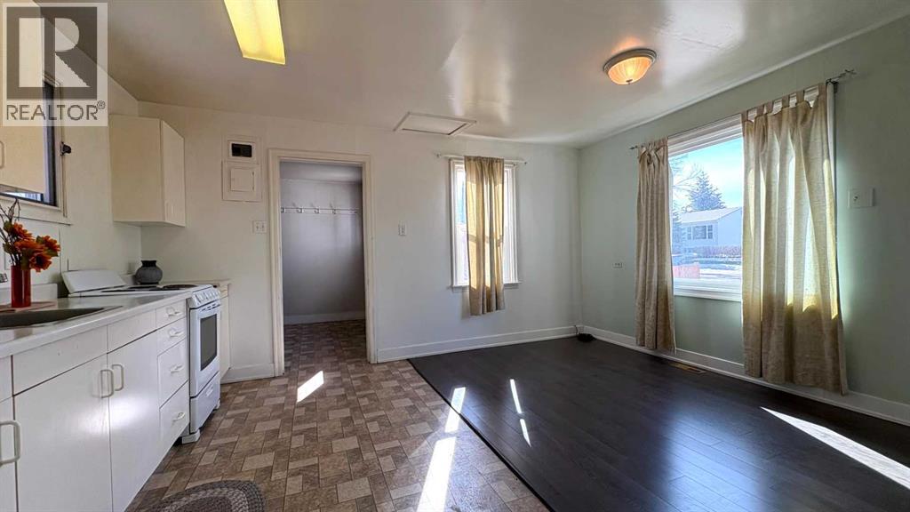 1206 6 Avenue Property Photo 9