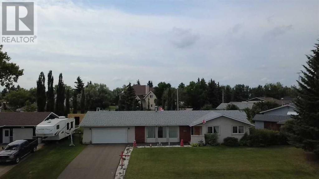4913 Parkview Crescent Property Photo 1