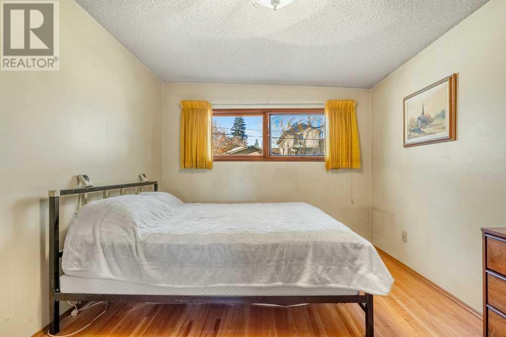 118 & 120 30 Avenue Nw Property Photo 16