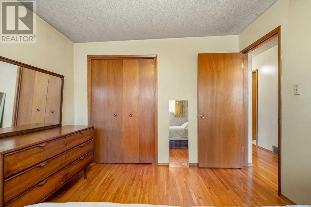 118 & 120 30 Avenue Nw Property Photo 17