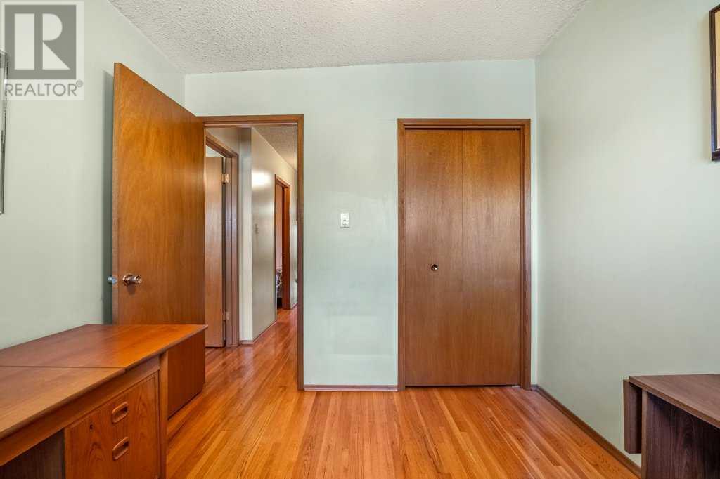 118 & 120 30 Avenue Nw Property Photo 19