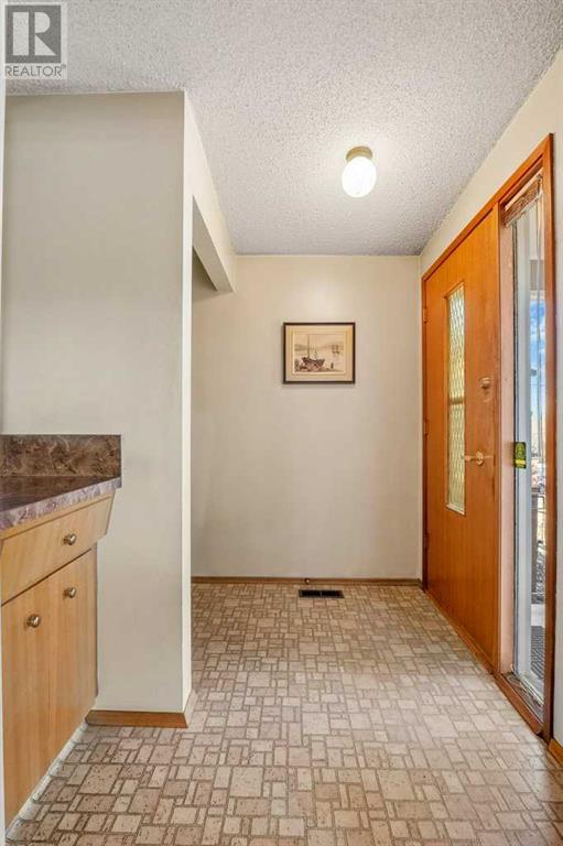 118 & 120 30 Avenue Nw Property Photo 25