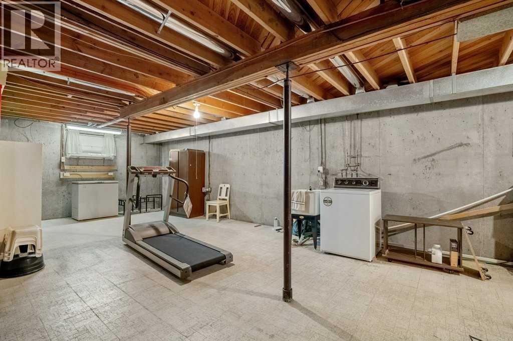 118 & 120 30 Avenue Nw Property Photo 30