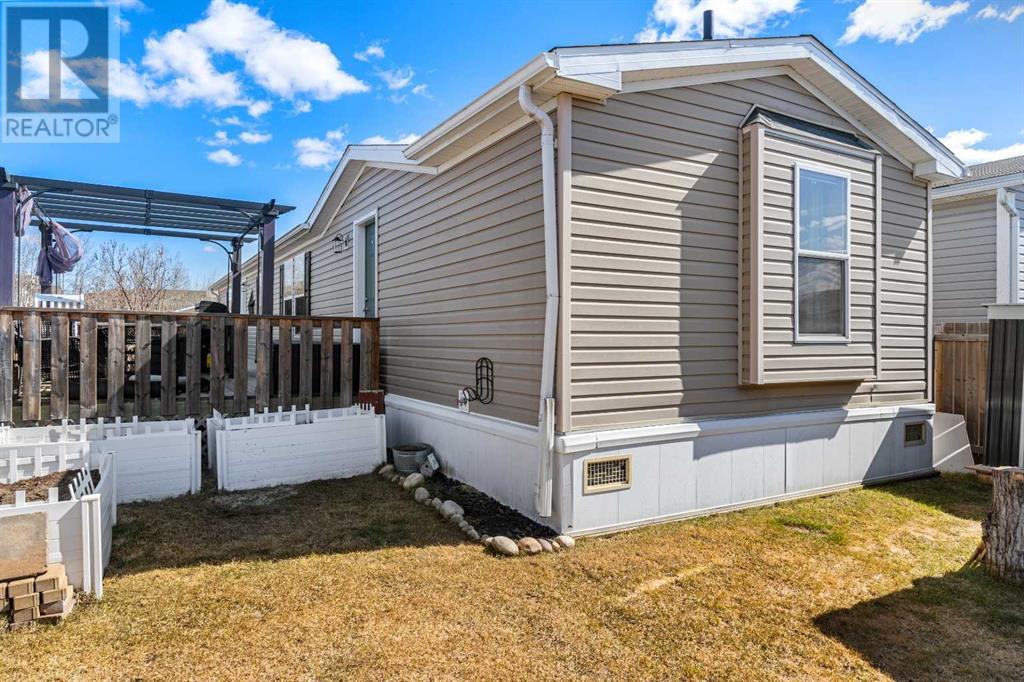 14 Gunderson Drive Property Photo 1