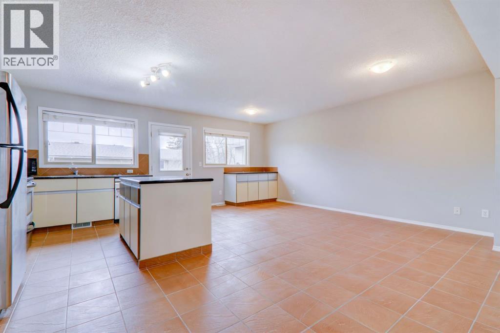 162 153 Avenue Se Property Photo 8
