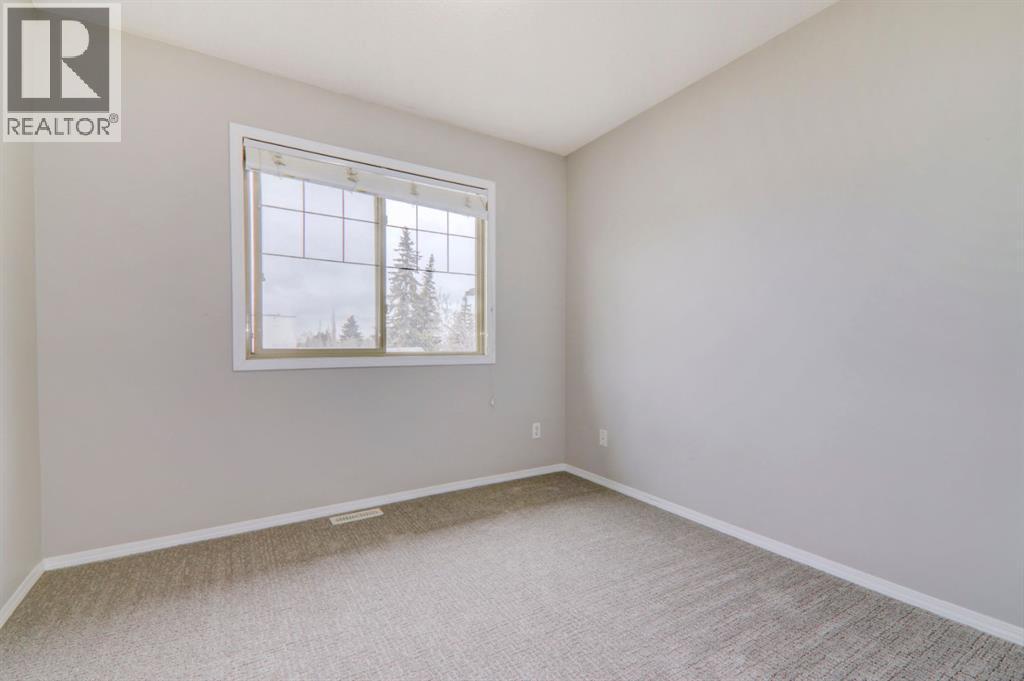 162 153 Avenue Se Property Photo 22