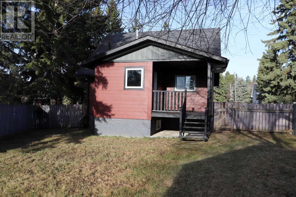 427 70 Street Property Photo 6