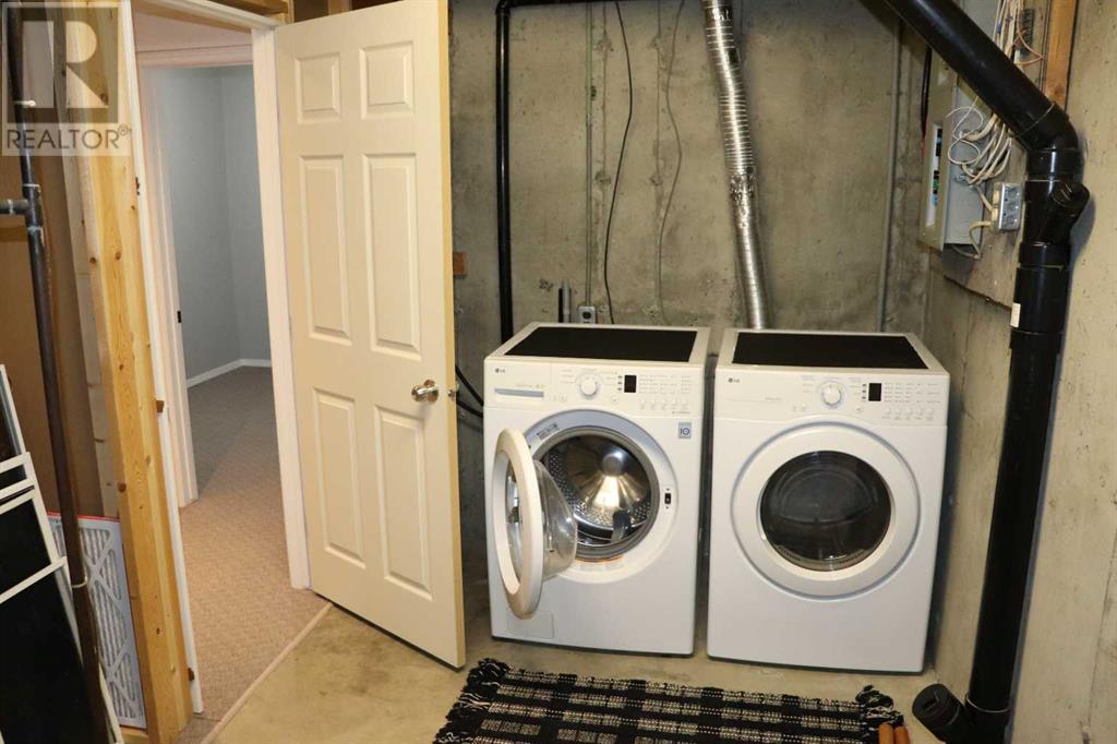 427 70 Street Property Photo 30