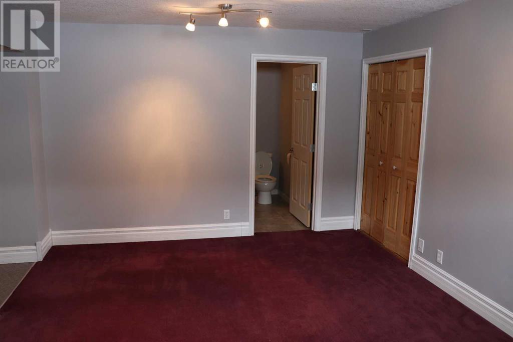 427 70 Street Property Photo 33