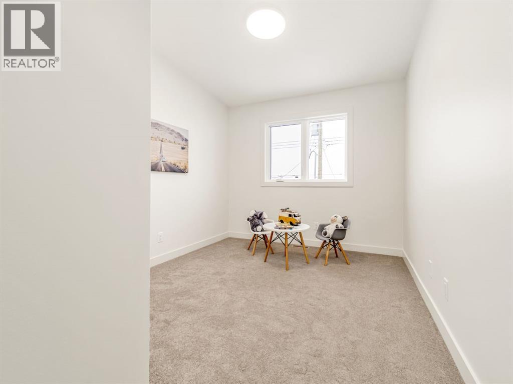 343 9 St Property Photo 13