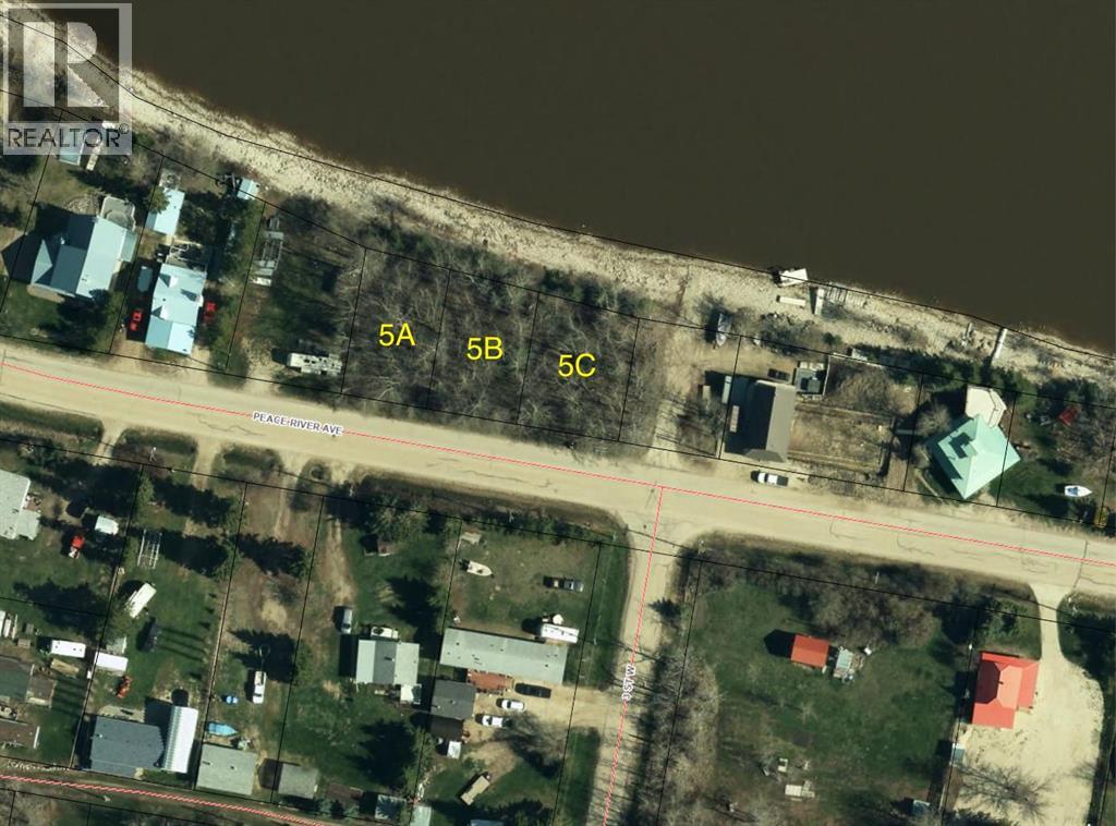55 Peace River Avenue Property Photo 4