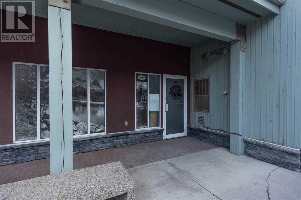 109, 1151 Sidney Street Property Photo 2