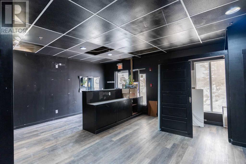 109, 1151 Sidney Street Property Photo 10