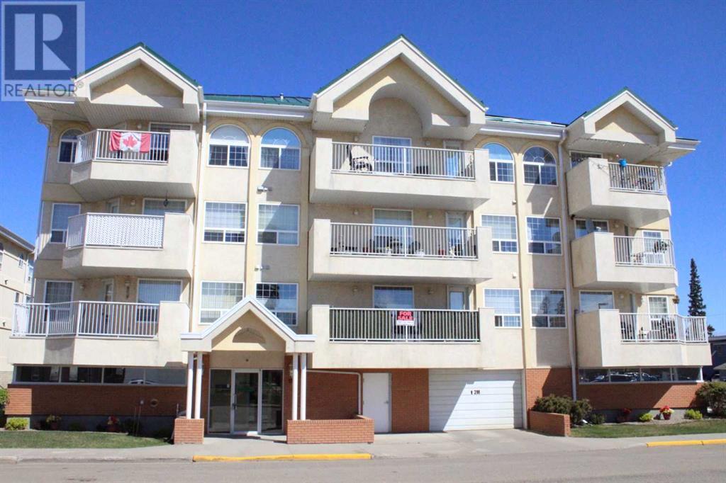 106, 5116 49 Street Property Photo 1