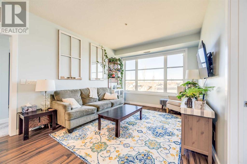 5315, 2660 22 Street Property Photo 15