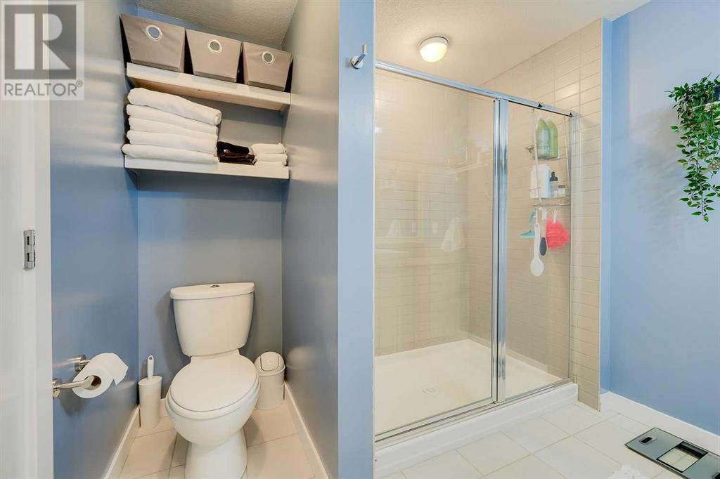 5315, 2660 22 Street Property Photo 20