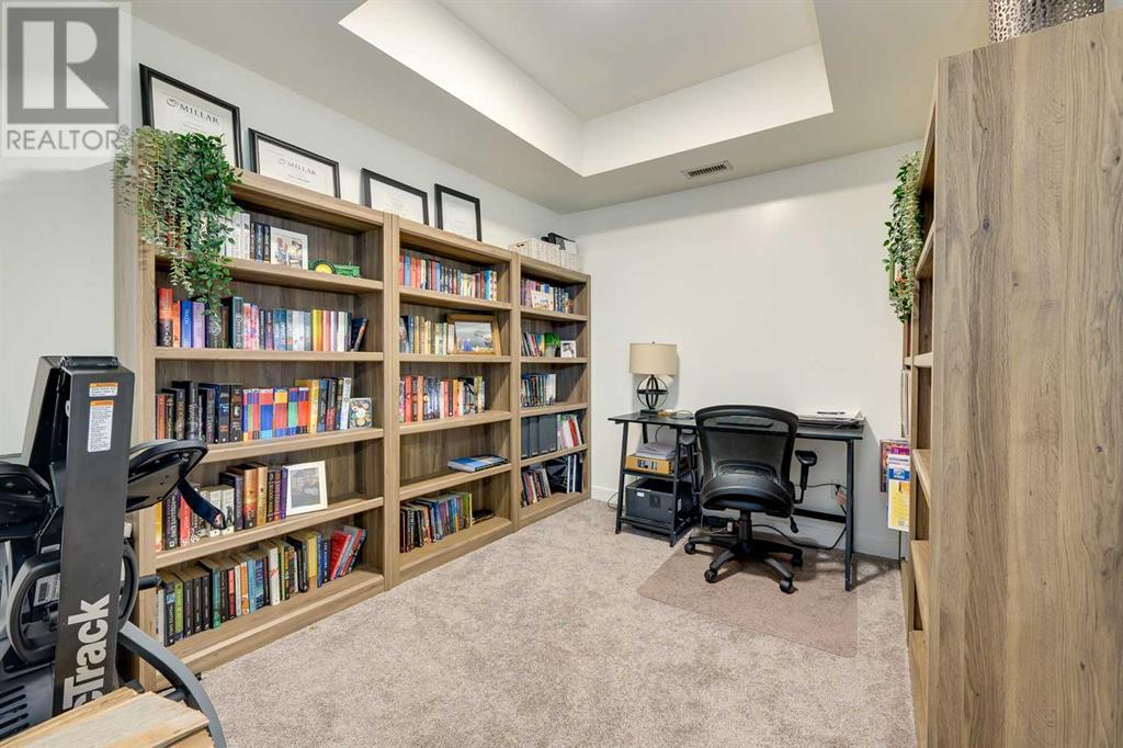 5315, 2660 22 Street Property Photo 23
