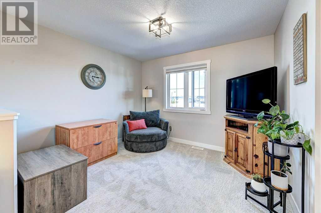 151 Ellington Crescent Property Photo 29