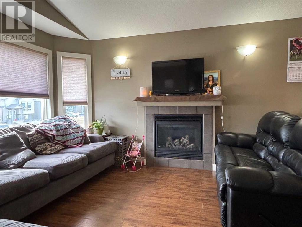 11532 75 Avenue Property Photo 3