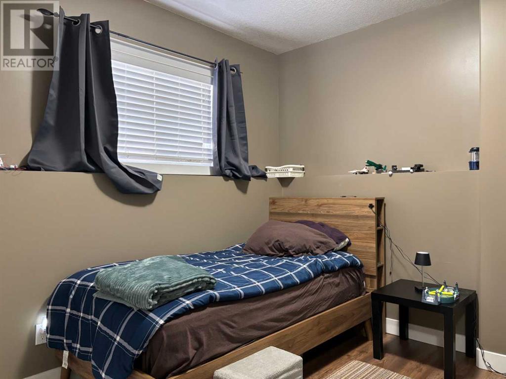 11532 75 Avenue Property Photo 14