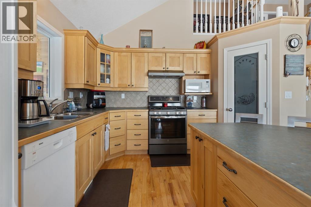 41251 Range Road 210 Property Photo 11